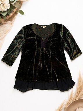 Unity World Wear Woman 1X Velvet Burnout Paisley Tunic Top Boho Layered Hem